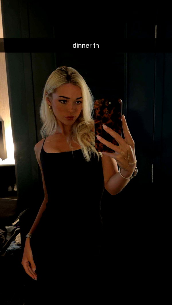livvy_gymnast snapchat image archive image