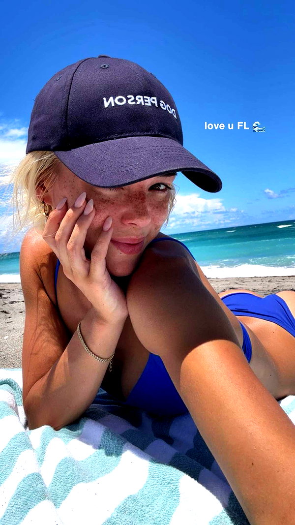 livvy_gymnast snapchat image archive image