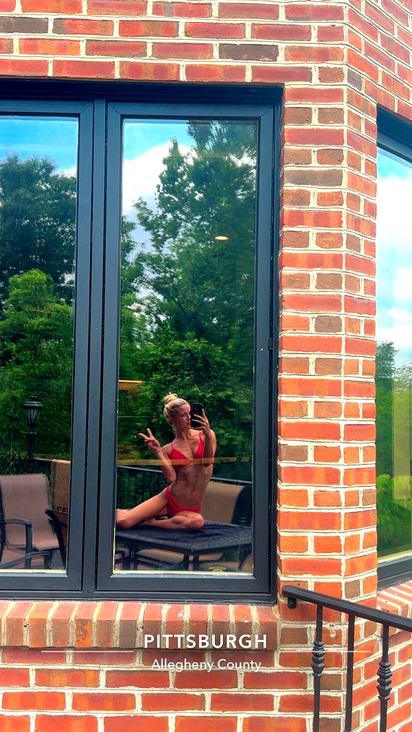 livvy_gymnast snapchat image archive image