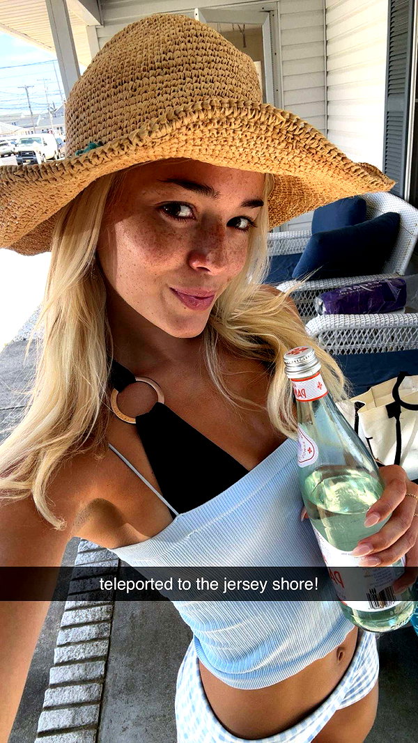 livvy_gymnast snapchat image archive image
