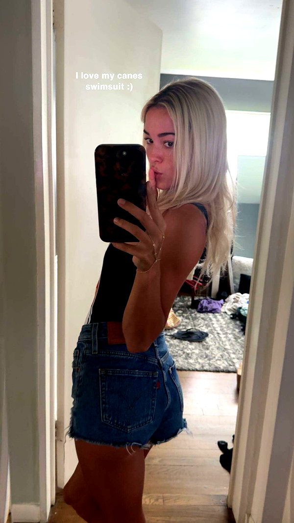 livvy_gymnast snapchat image archive image