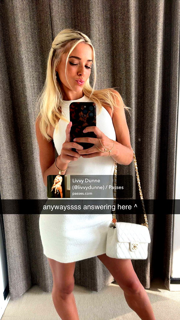 livvy_gymnast snapchat image archive image
