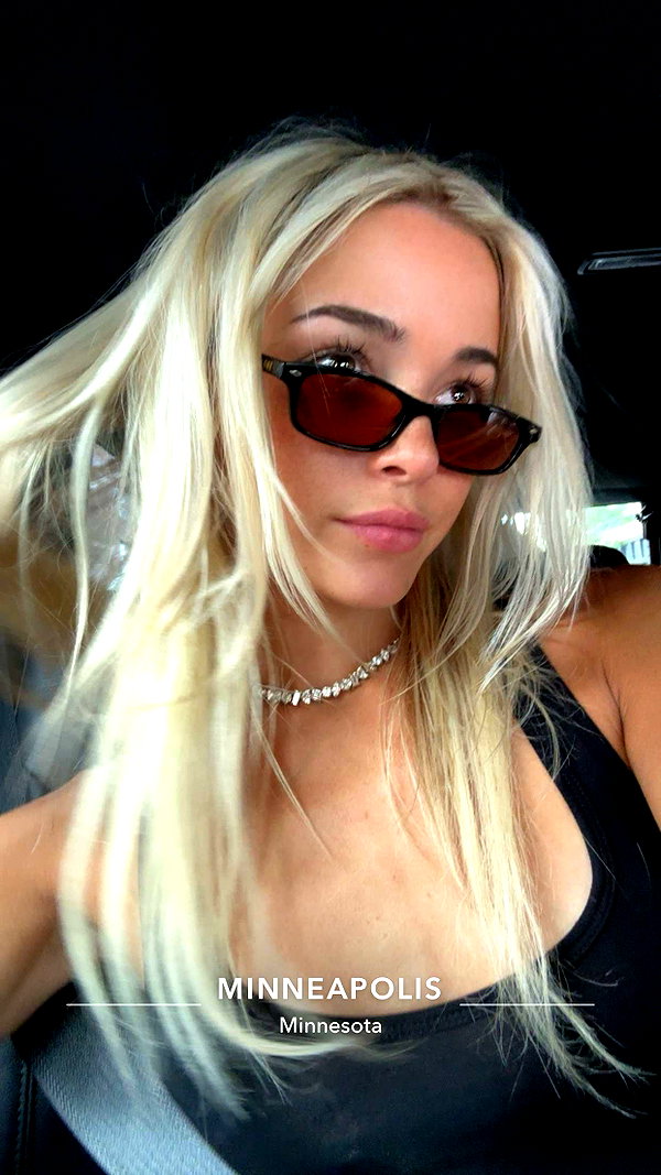 livvy_gymnast snapchat image archive image
