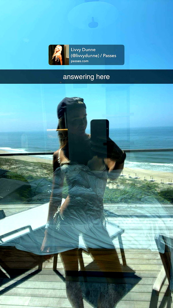 livvy_gymnast snapchat image archive image