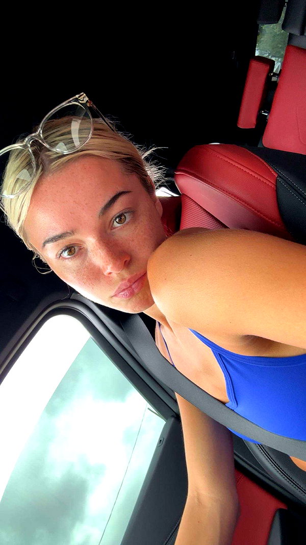 livvy_gymnast snapchat image archive image