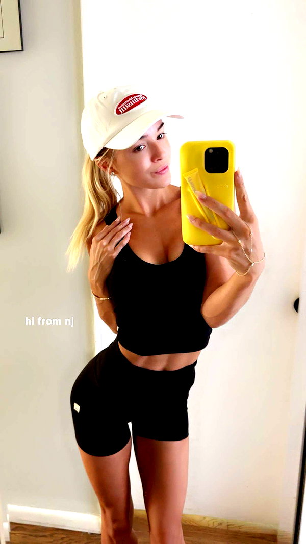 livvy_gymnast snapchat image archive image