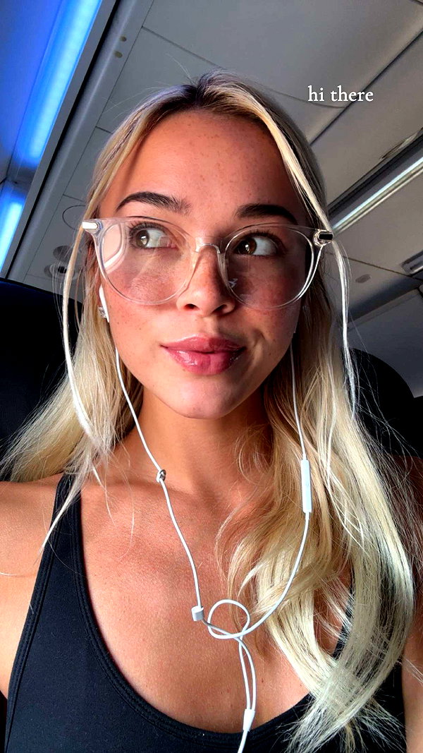 livvy_gymnast snapchat image archive image
