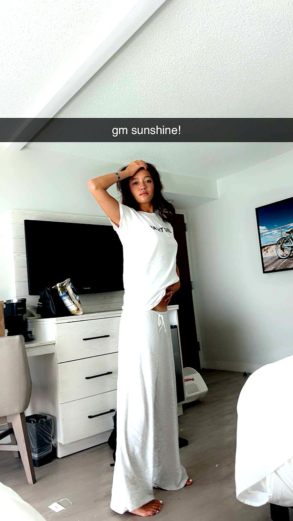 livvy_gymnast snapchat image archive image