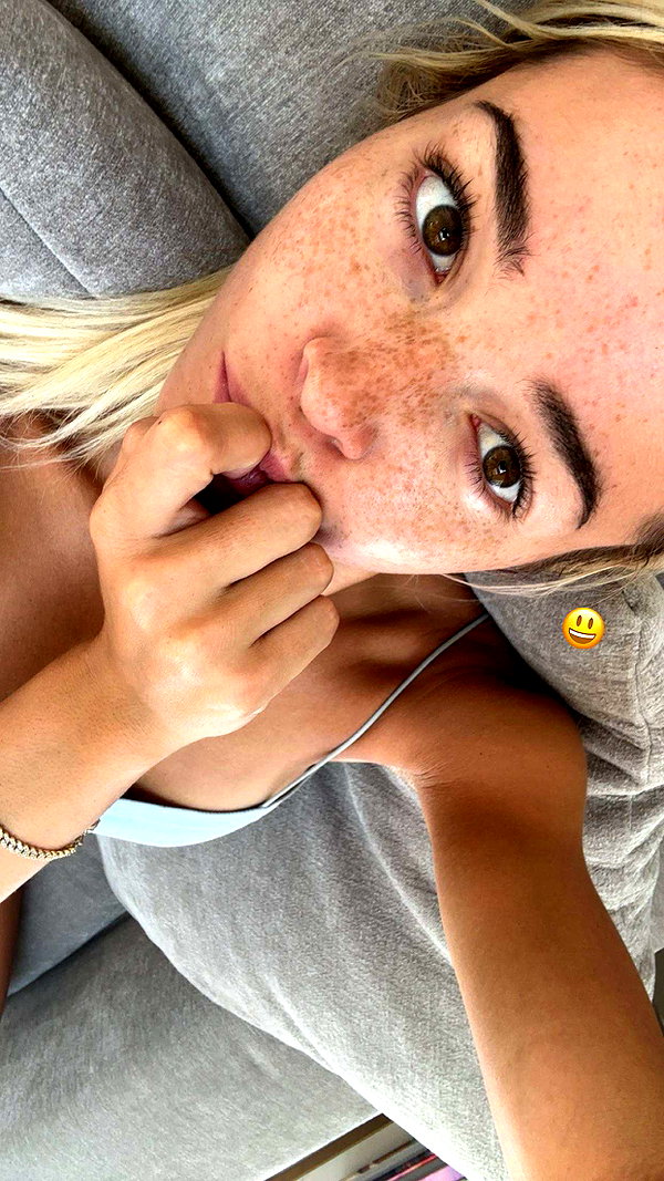 livvy_gymnast snapchat image archive image