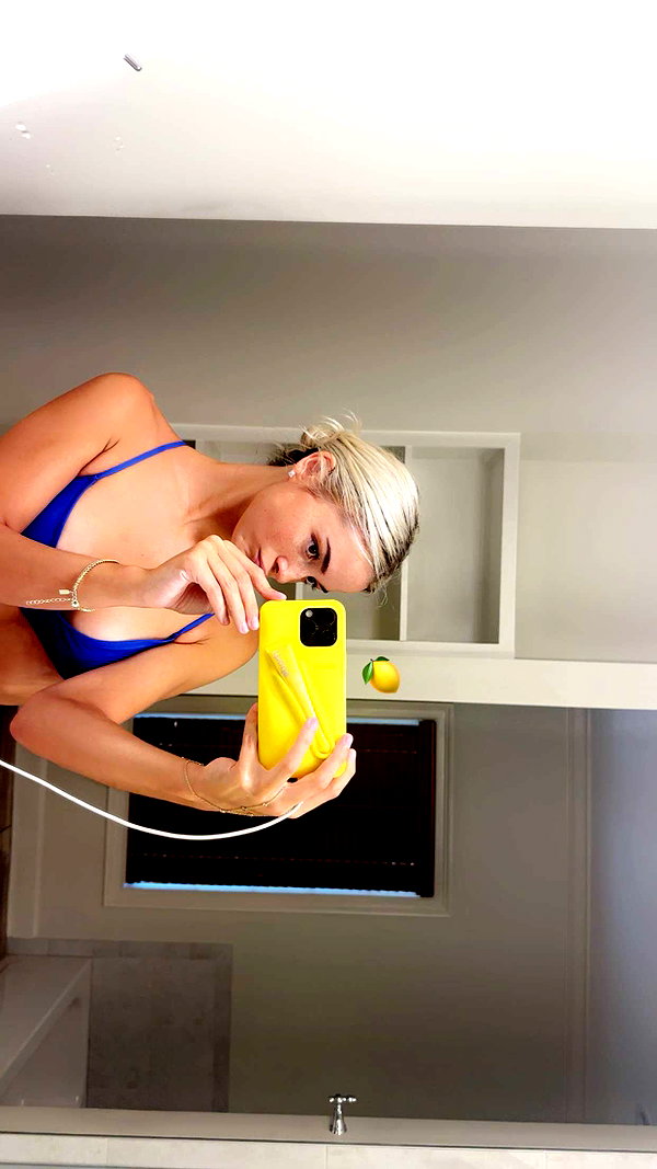 livvy_gymnast snapchat image archive image