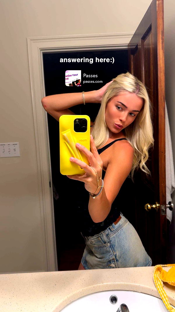 livvy_gymnast snapchat image archive image