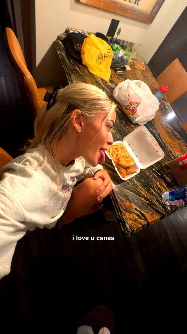 livvy_gymnast snapchat image archive image