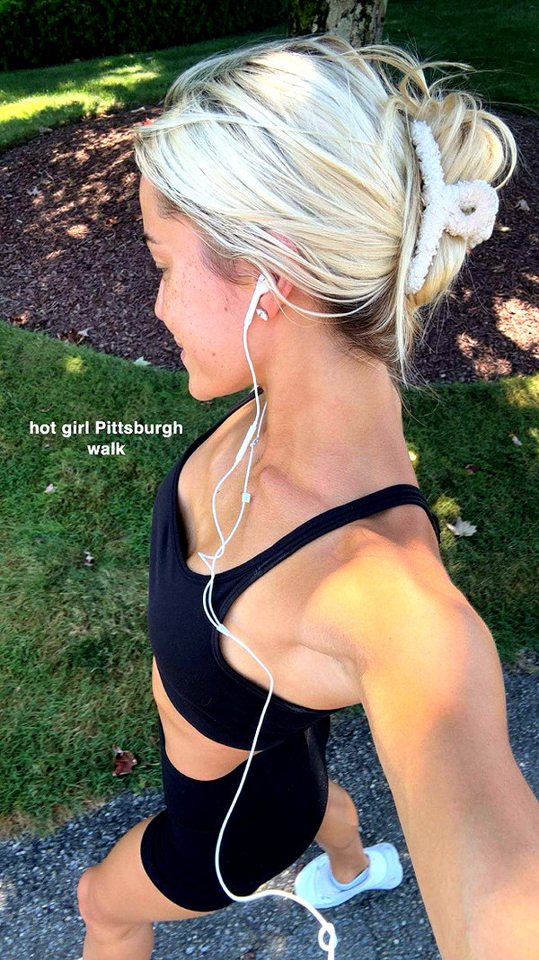 livvy_gymnast snapchat image archive image