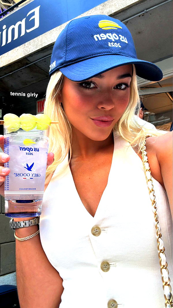 livvy_gymnast snapchat image archive image