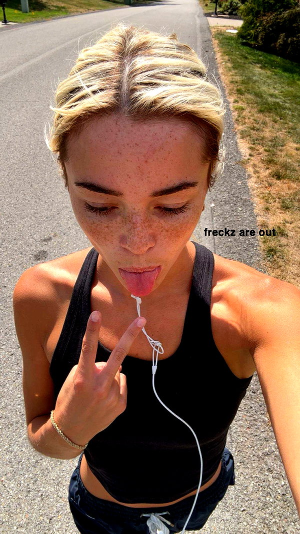 livvy_gymnast snapchat image archive image