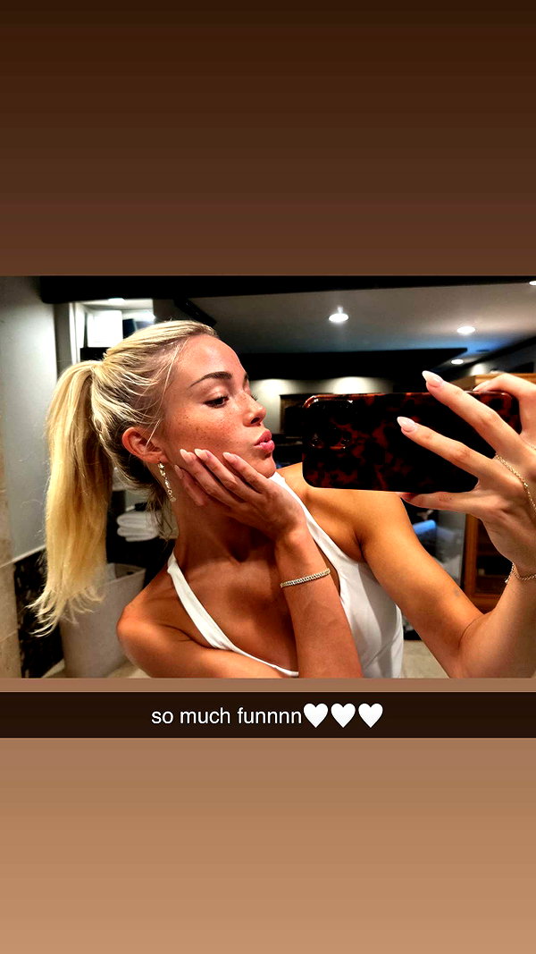 livvy_gymnast snapchat image archive image