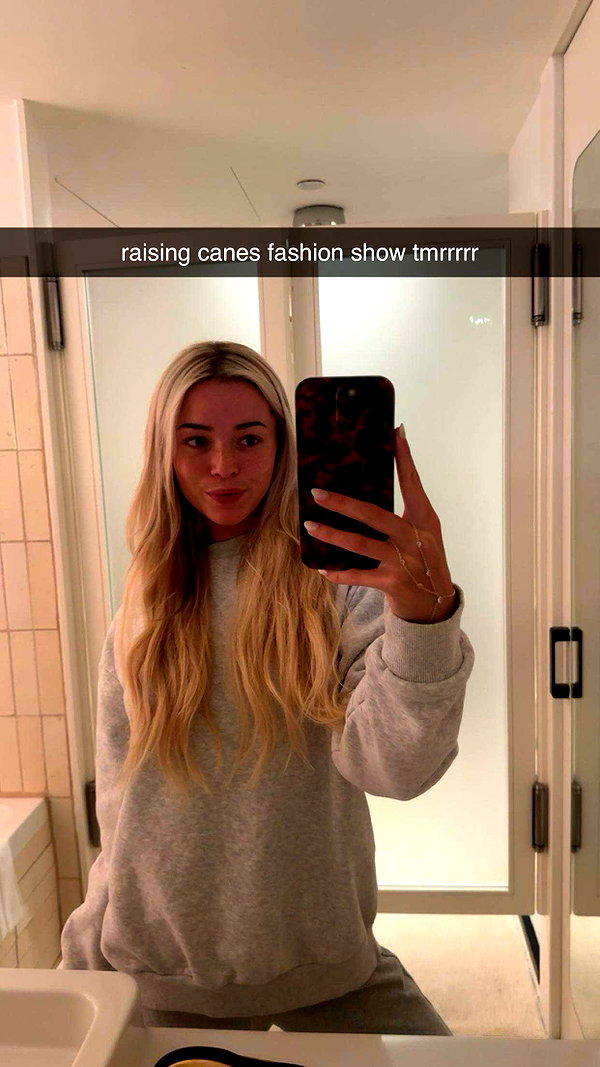 livvy_gymnast snapchat image archive image