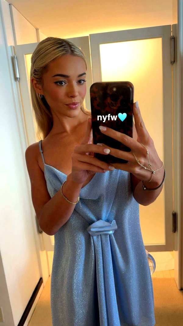 livvy_gymnast snapchat image archive image