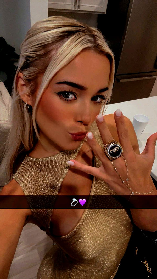 livvy_gymnast snapchat image archive image