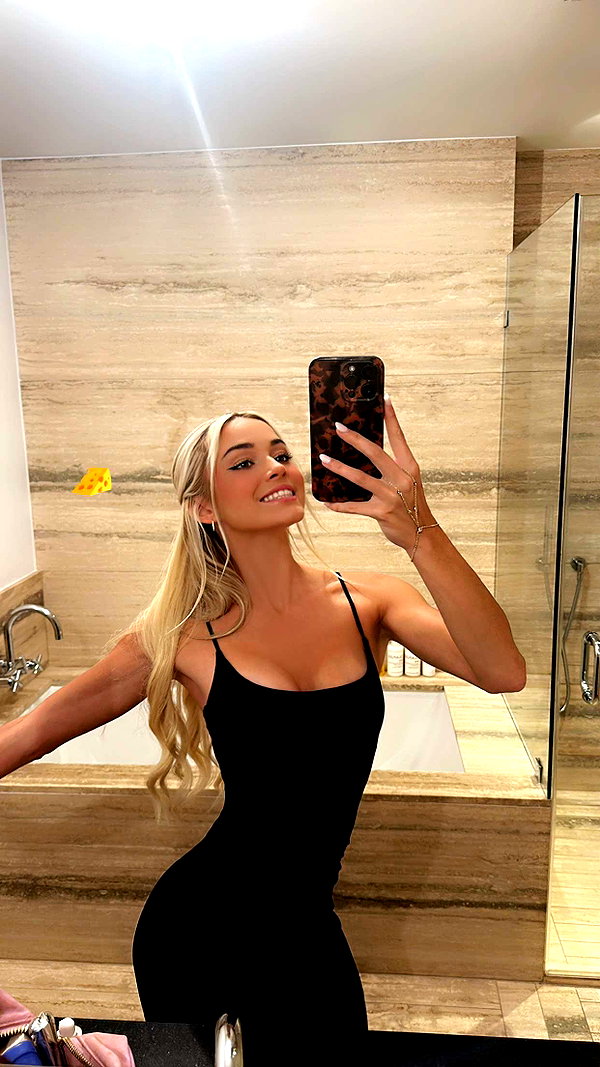 livvy_gymnast snapchat image archive image