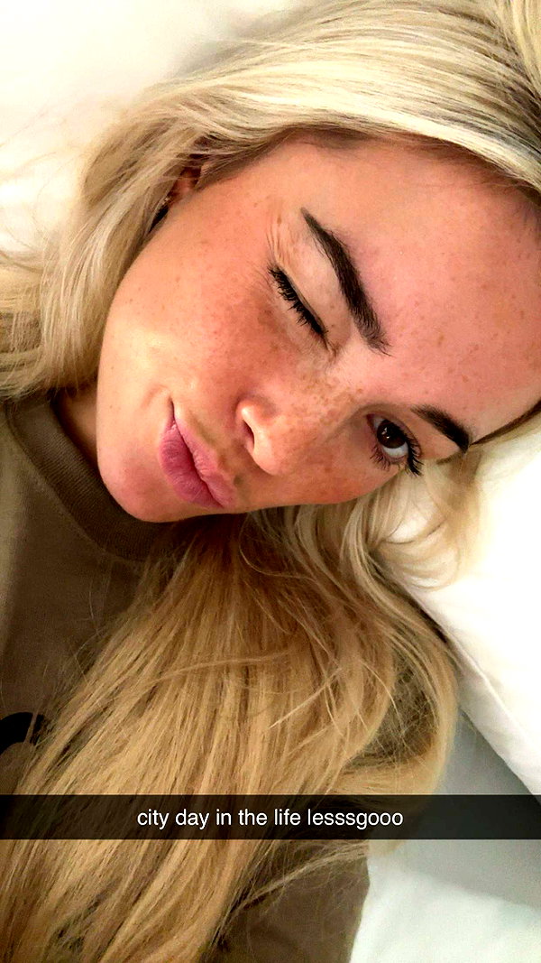 livvy_gymnast snapchat image archive image