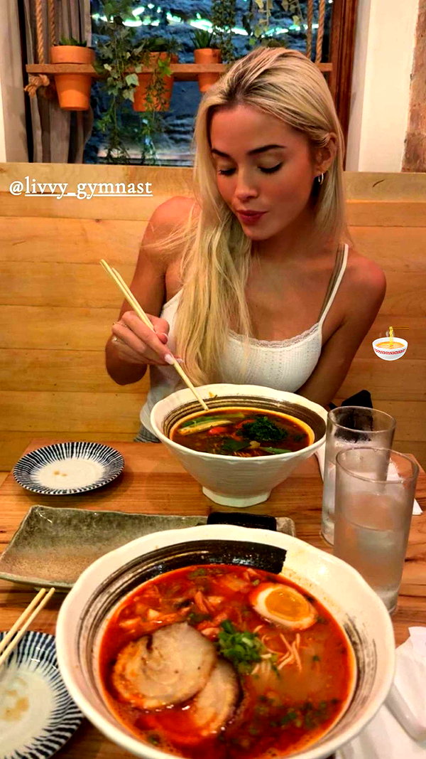 livvy_gymnast snapchat image archive image