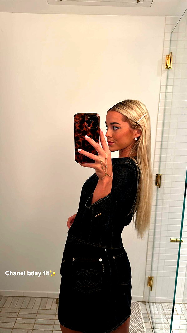 livvy_gymnast snapchat image archive image