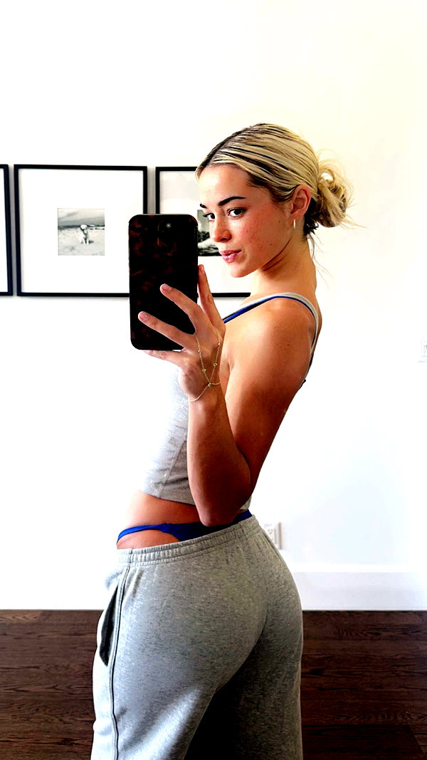 livvy_gymnast snapchat image archive image