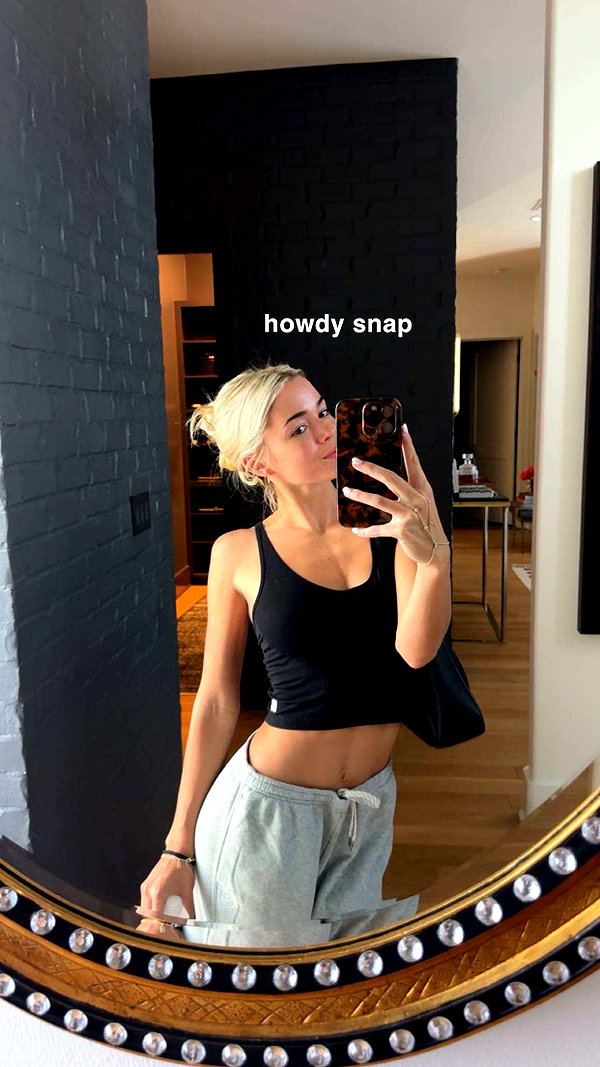 livvy_gymnast snapchat image archive image