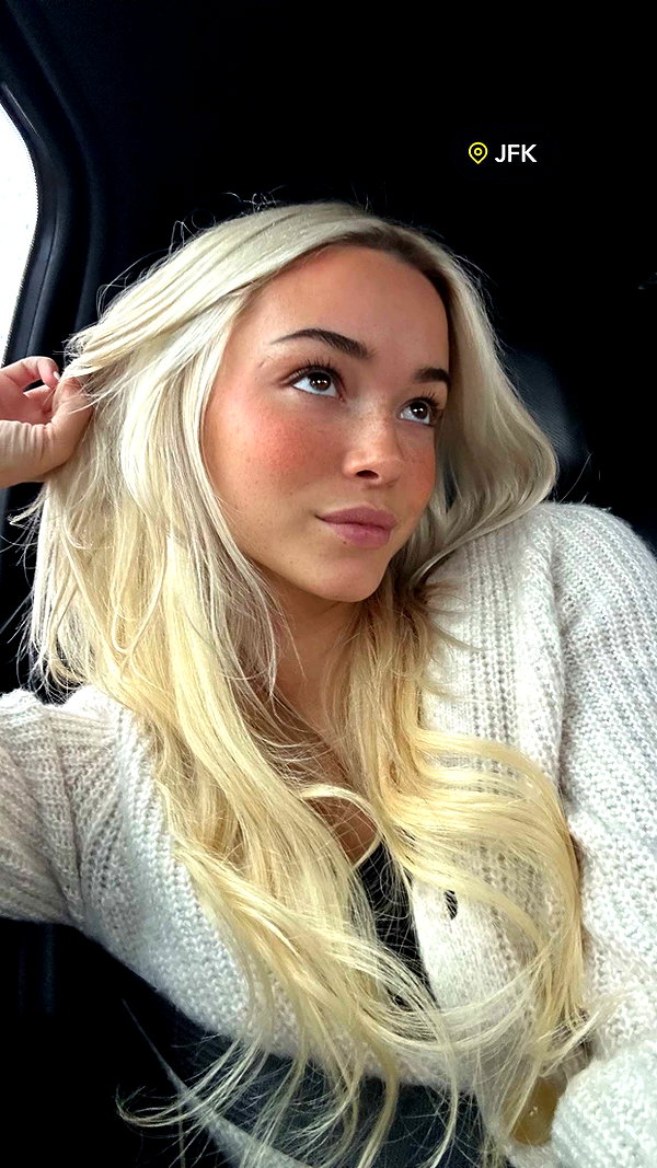 livvy_gymnast snapchat image archive image