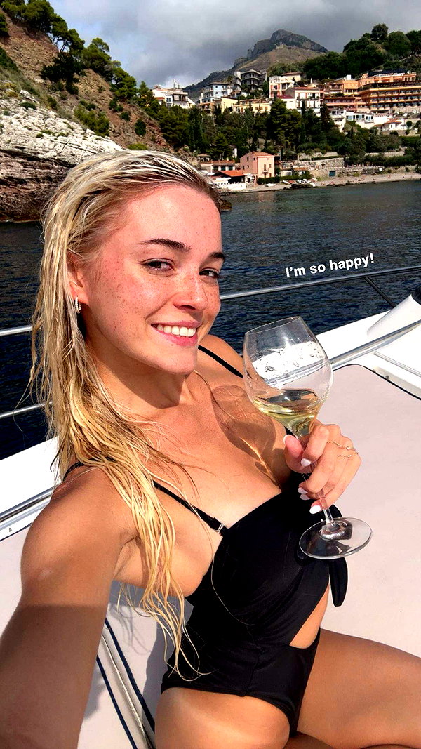 livvy_gymnast snapchat image archive image