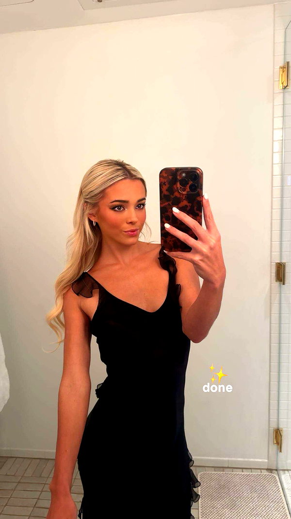 livvy_gymnast snapchat image archive image