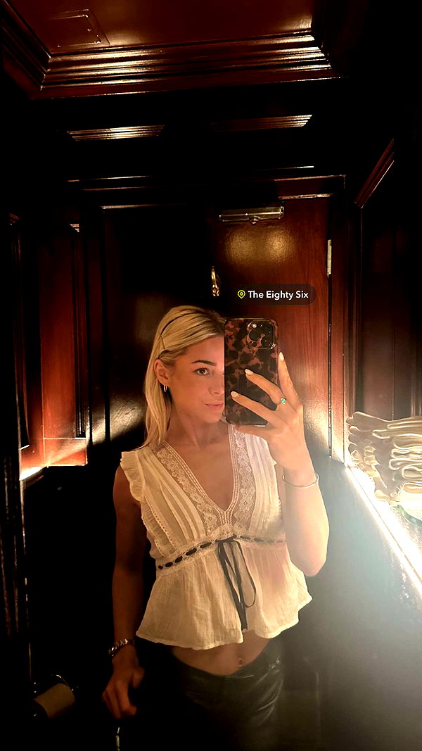 livvy_gymnast snapchat image archive image