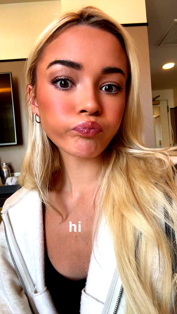livvy_gymnast snapchat image archive image