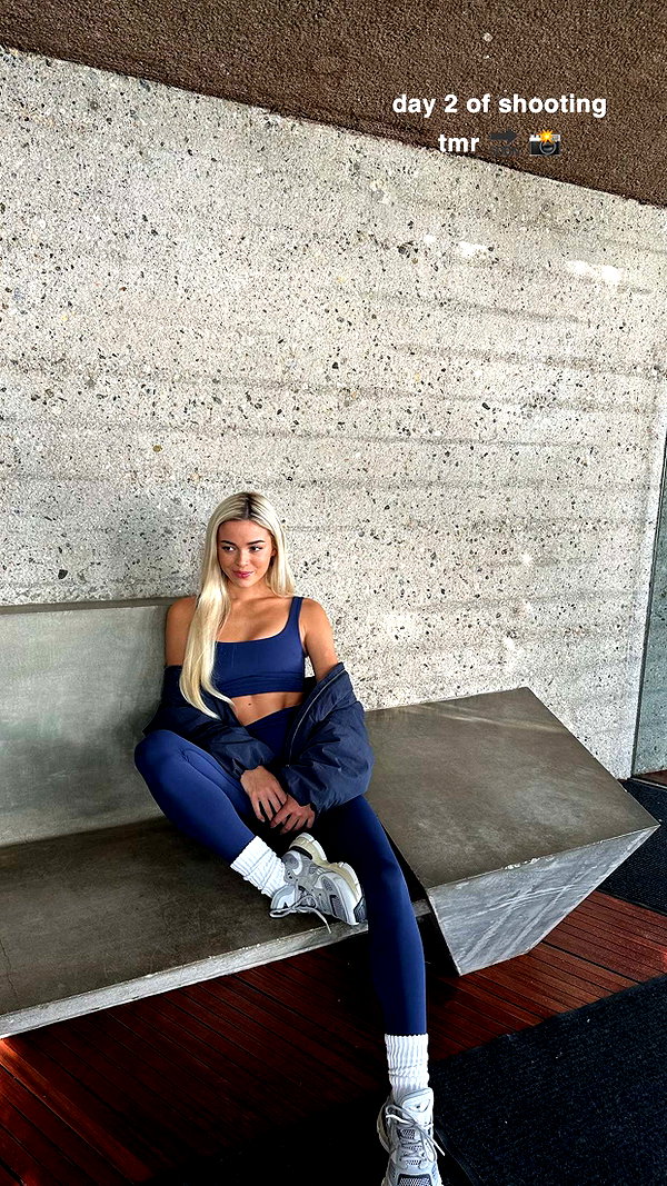 livvy_gymnast snapchat image archive image