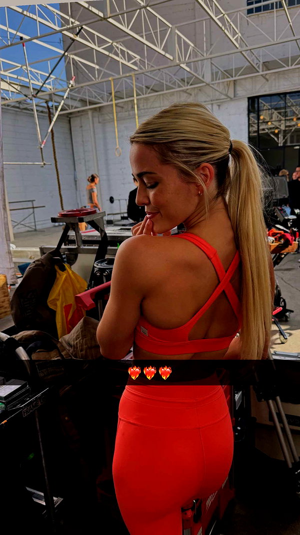 livvy_gymnast snapchat image archive image