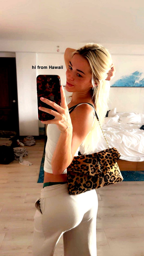 livvy_gymnast snapchat image archive image