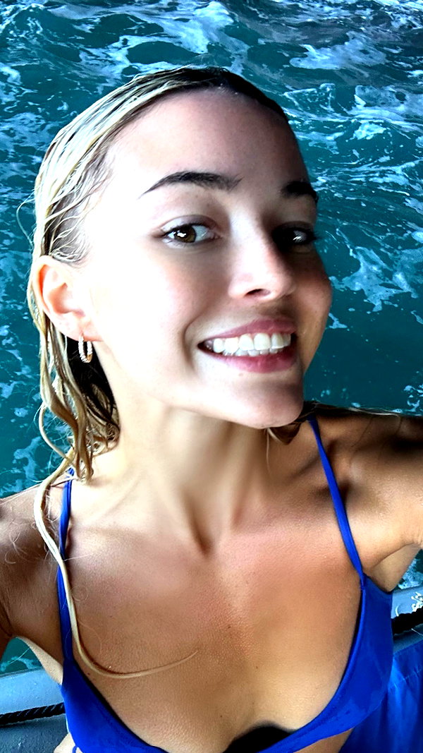 livvy_gymnast snapchat image archive image