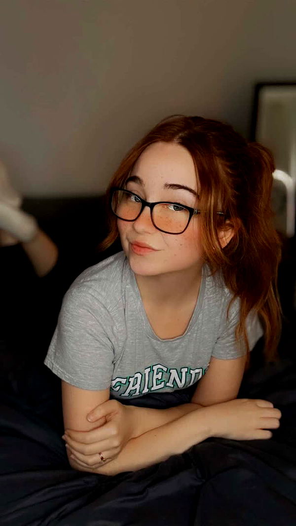 lyssaurora image ~ Altpins