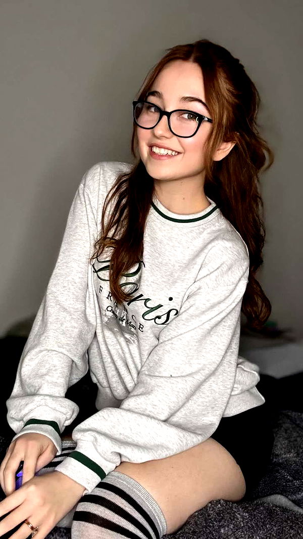 lyssaurora image ~ Altpins