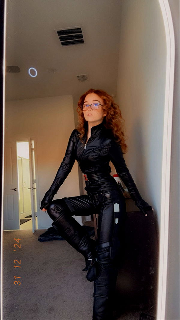 lyssaurora image ~ Altpins