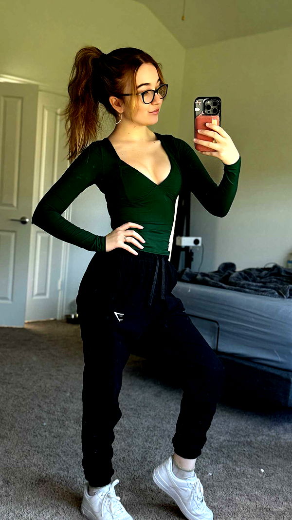 lyssaurora image ~ Altpins