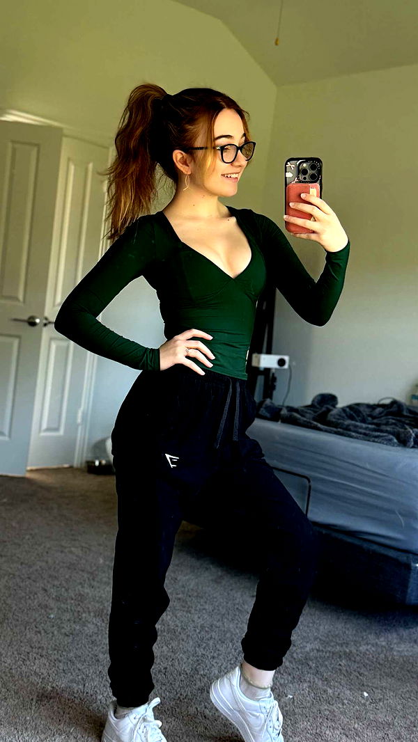 lyssaurora image ~ Altpins