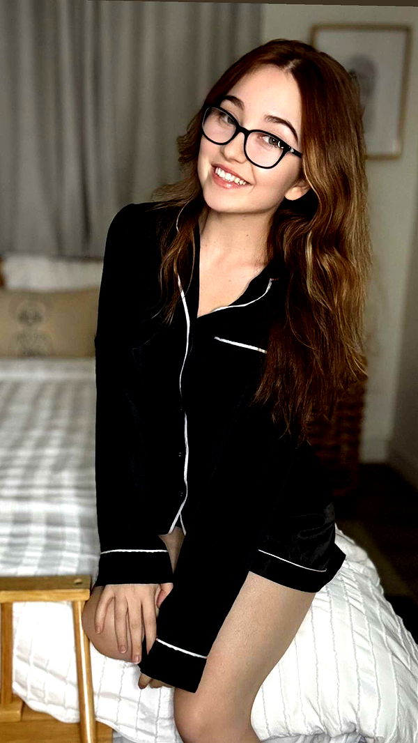 lyssaurora image ~ Altpins