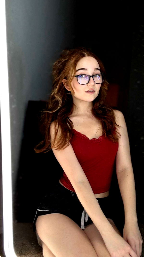 lyssaurora image ~ Altpins