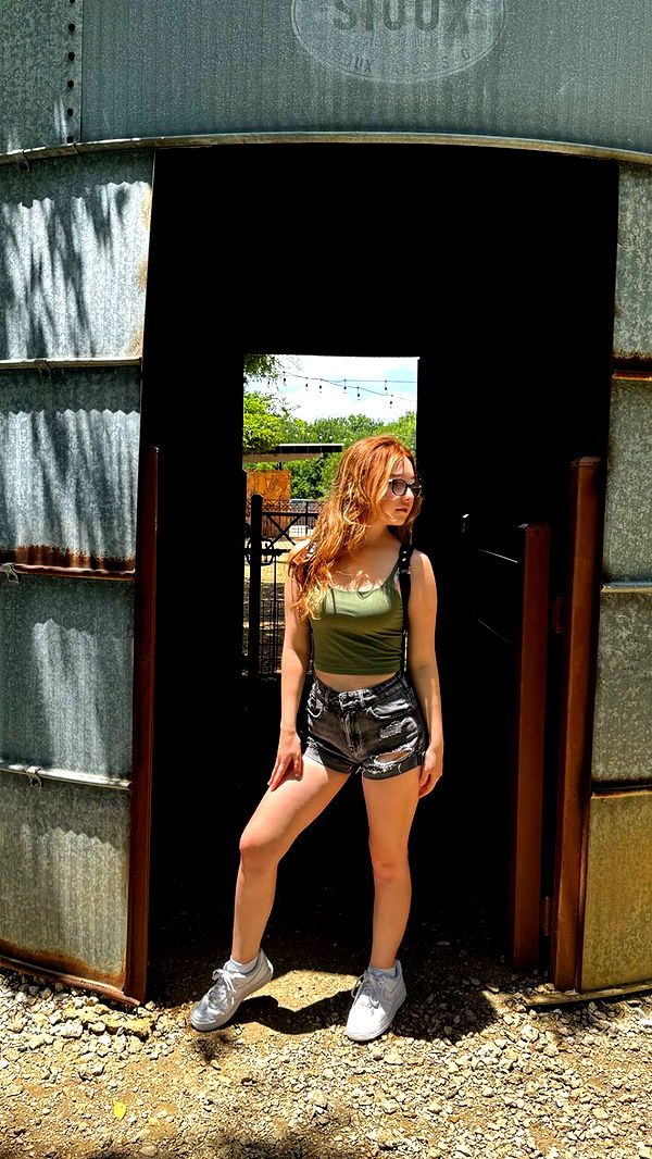 lyssaurora image ~ Altpins