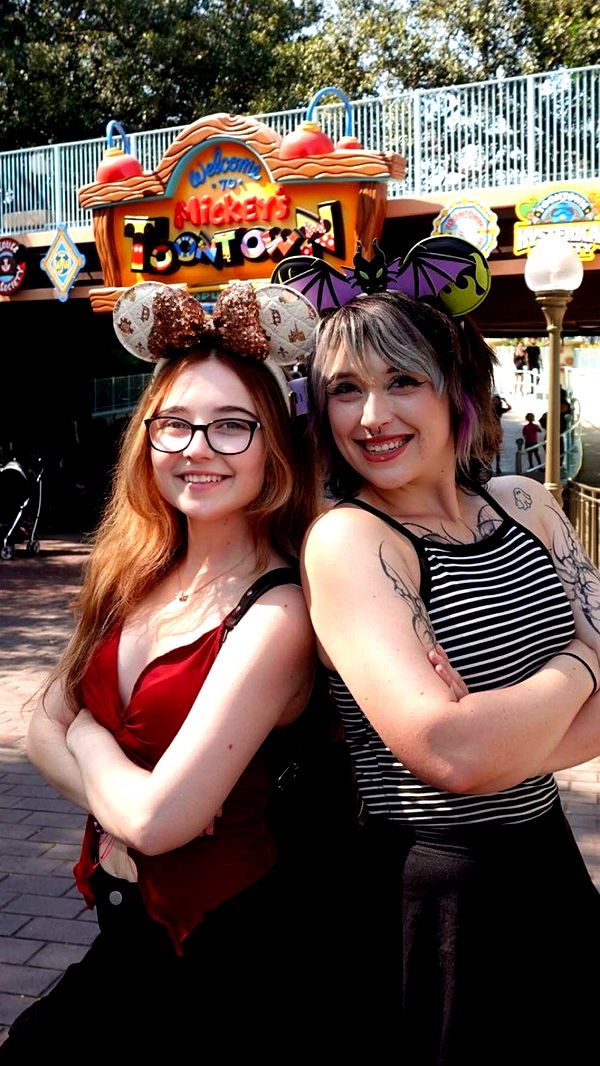 lyssaurora image ~ Altpins