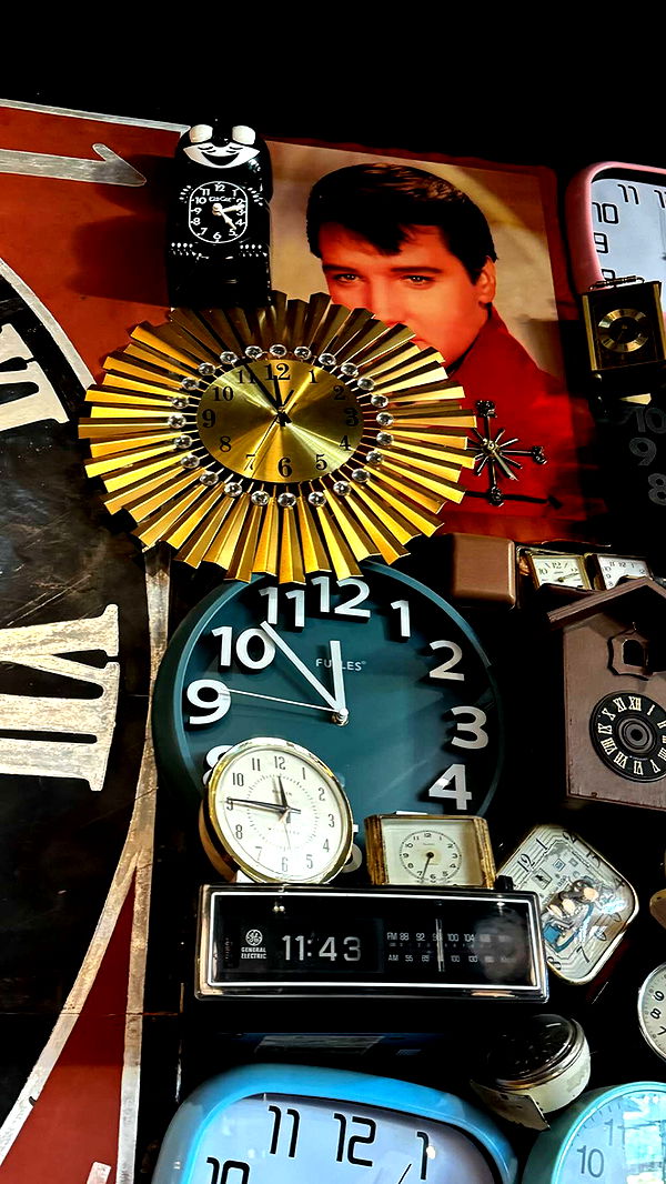 lyssaurora image ~ Altpins