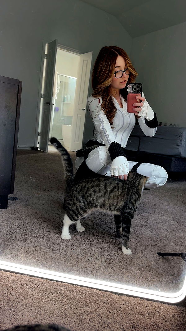 lyssaurora image ~ Altpins