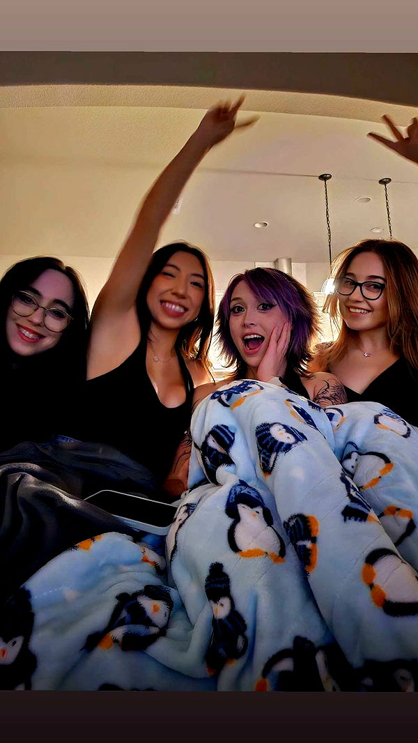 lyssaurora image ~ Altpins